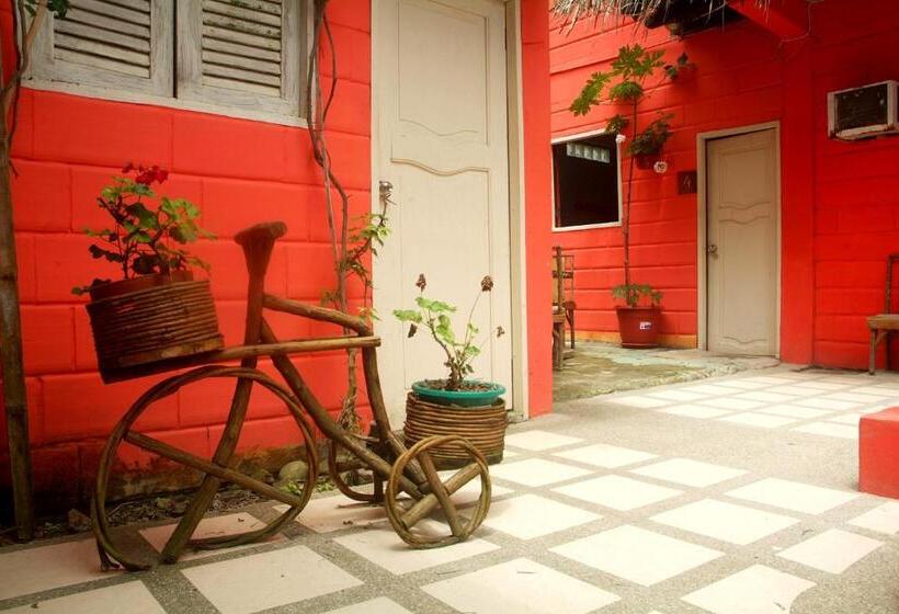 هاستل Arrecife Montañita Hostal