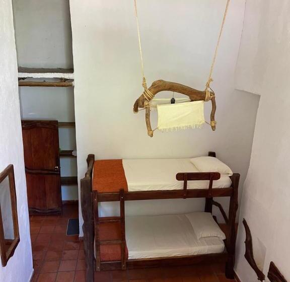 הוסטל Hostería Doña Vivi