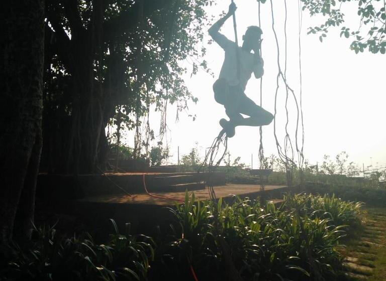 הוסטל Pinacle Inn