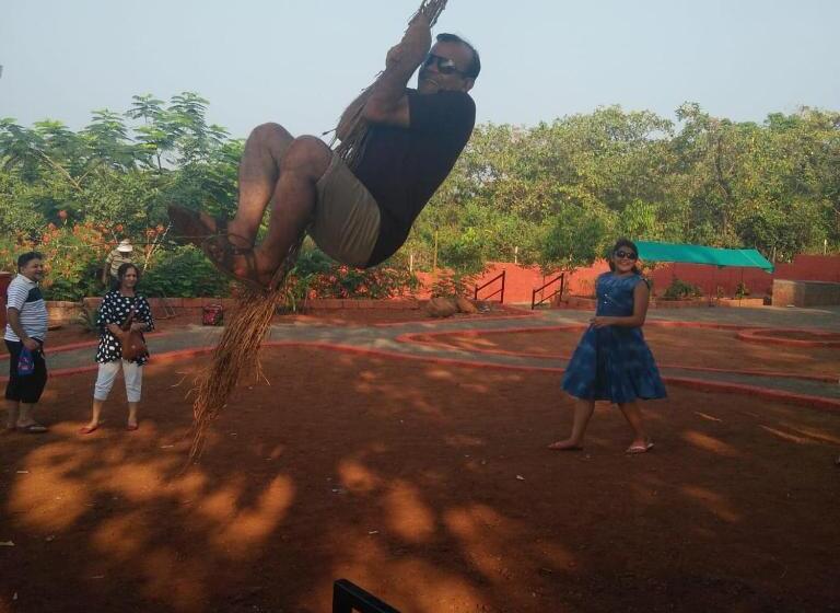 הוסטל Pinacle Inn