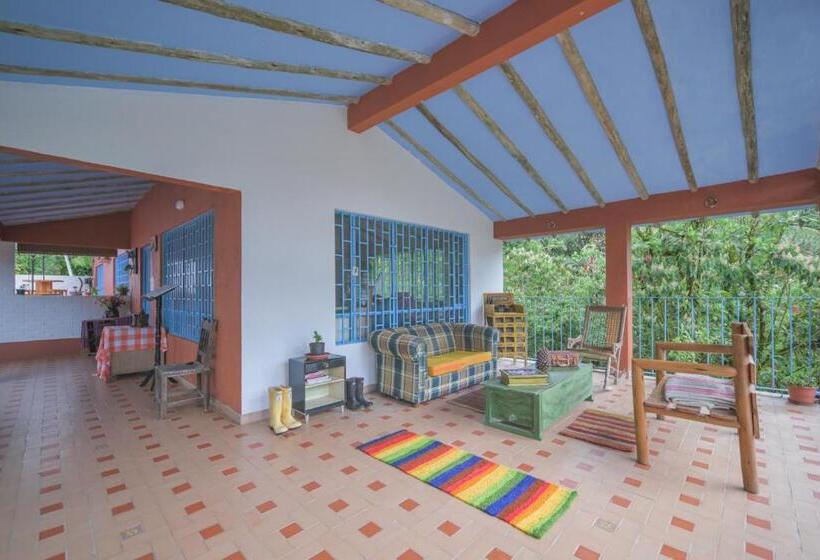 הוסטל Posada Ecoturística Rogitama