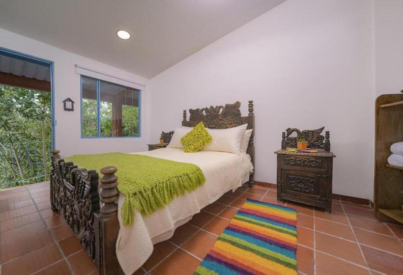 הוסטל Posada Ecoturística Rogitama