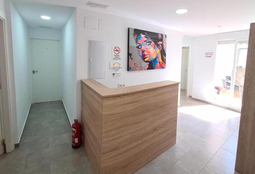 Общежитие Posada Maria Santa Pola