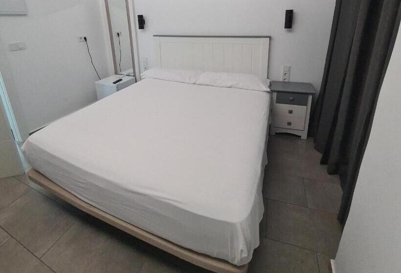 Общежитие Posada Maria Santa Pola