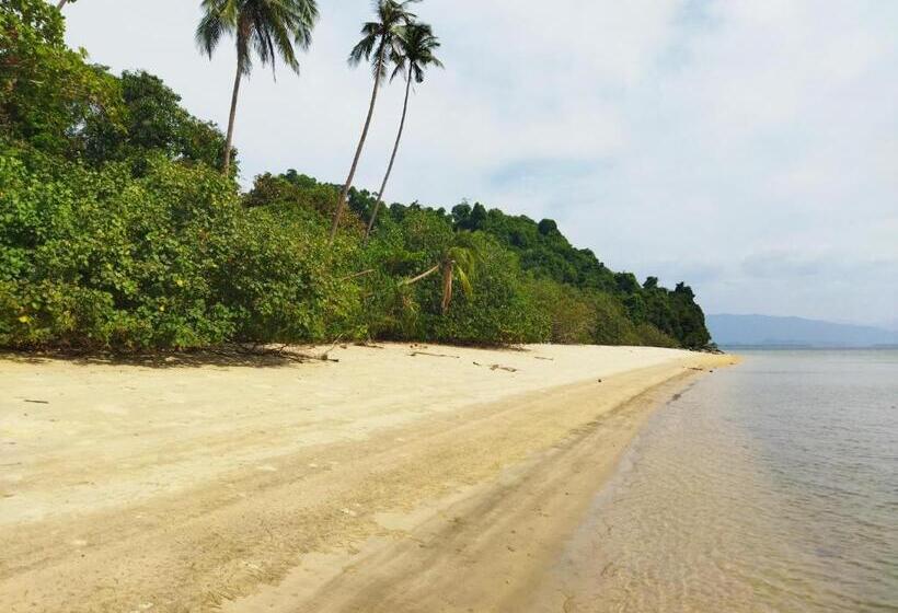 Andaman Peace Resort