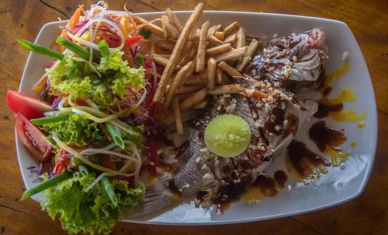 Backpack Beach Hostel & Reggae Bar