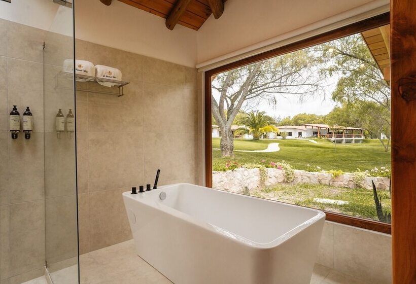 Ensenada Hotel Y Campo Asociado Casa Andina