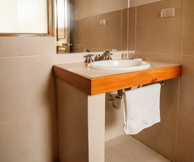 Ensenada Hotel Y Campo Asociado Casa Andina