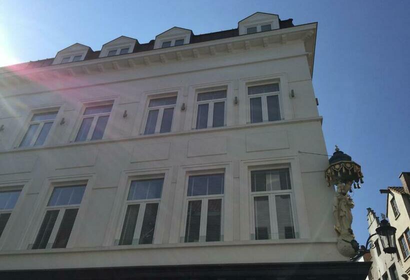 فندق Antwerp Business Suites