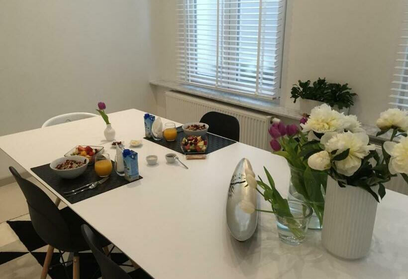 فندق Antwerp Business Suites