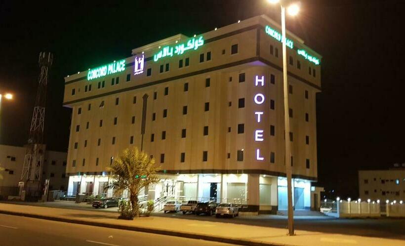 Отель Concord Palace