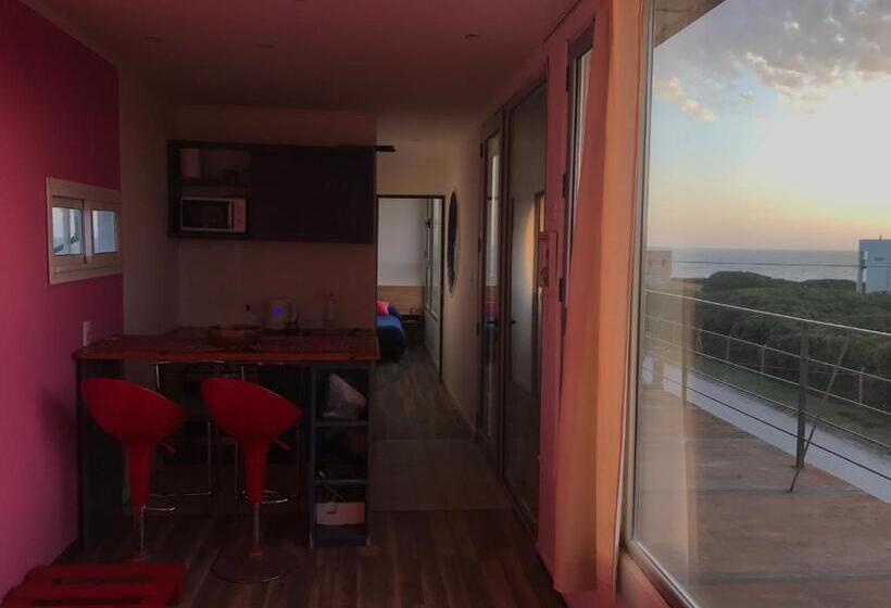 Hotel Container Cubo