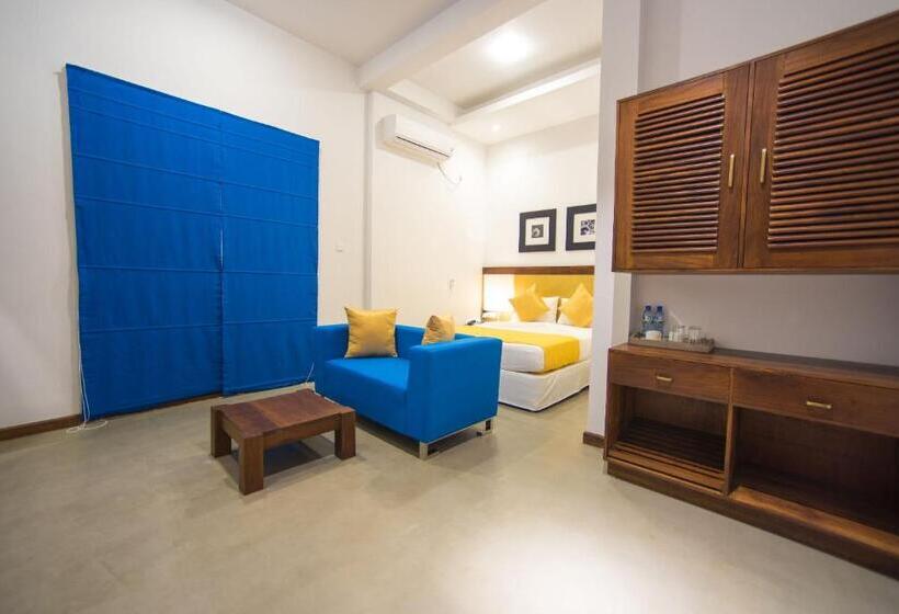 ホテル Kevans Casa