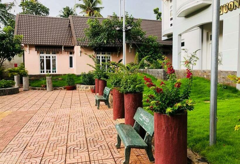 هتل Khách Sạn Hương Mê