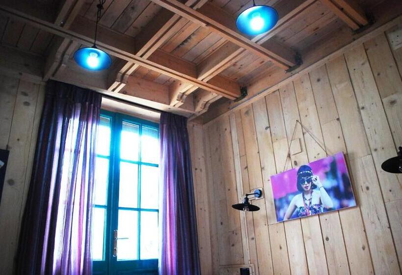 בית מלון כפרי London