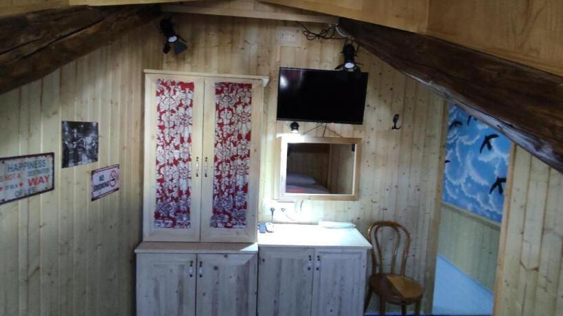 בית מלון כפרי London