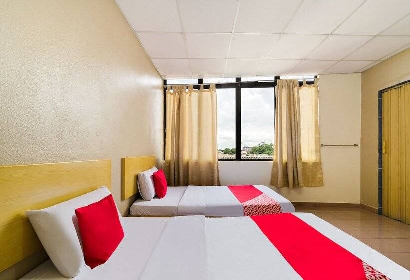 فندق Oyo 89461 Cp