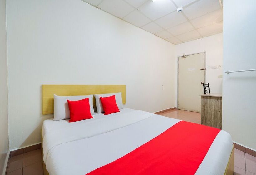 فندق Oyo 89461 Cp