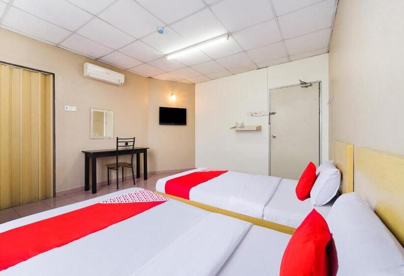 فندق Oyo 89461 Cp