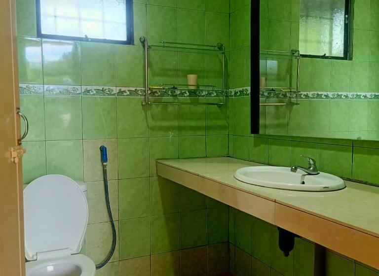 酒店 Oyo 90352 Muan S Homestay