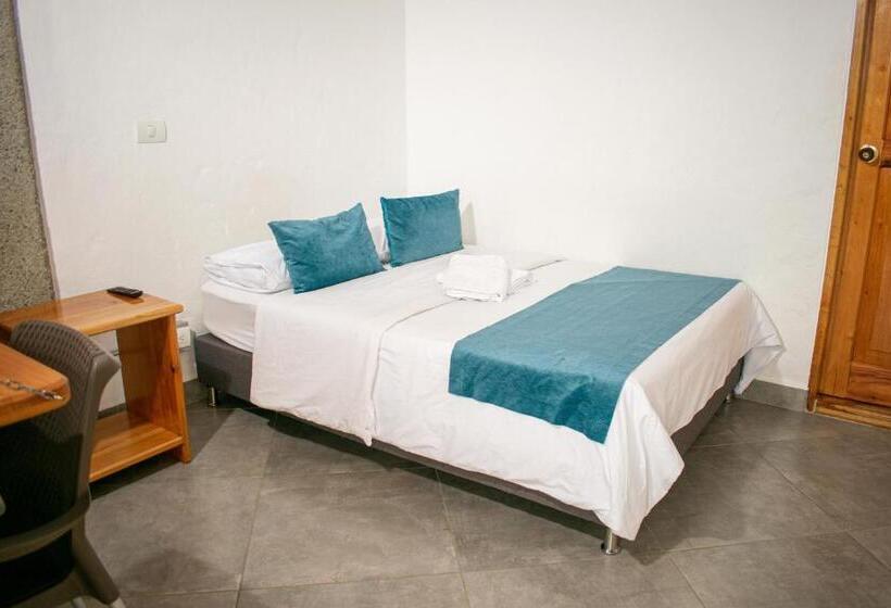 בית מלון כפרי Santa Laura