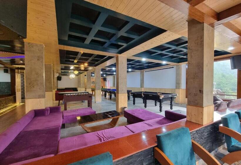 هتل Satyadev Grand