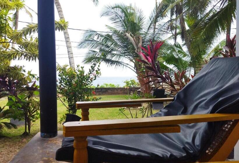 فندق Sunchaser Beach