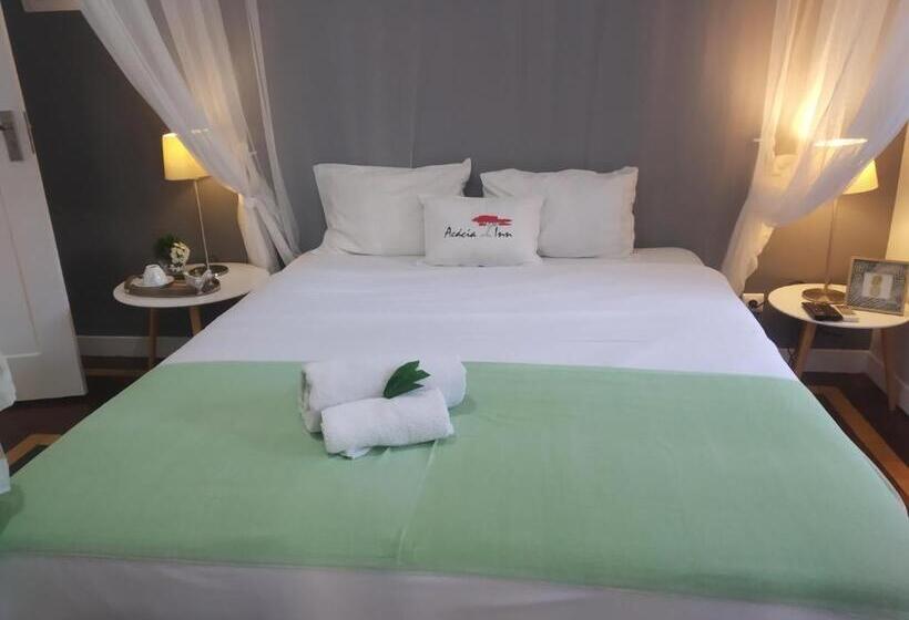 פנסיון Acacia Inn Guesthouse