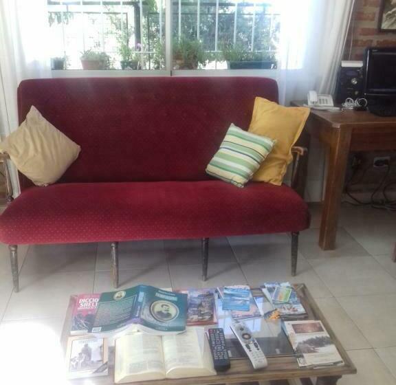 بنسيون Casa De Franchesca Hostel