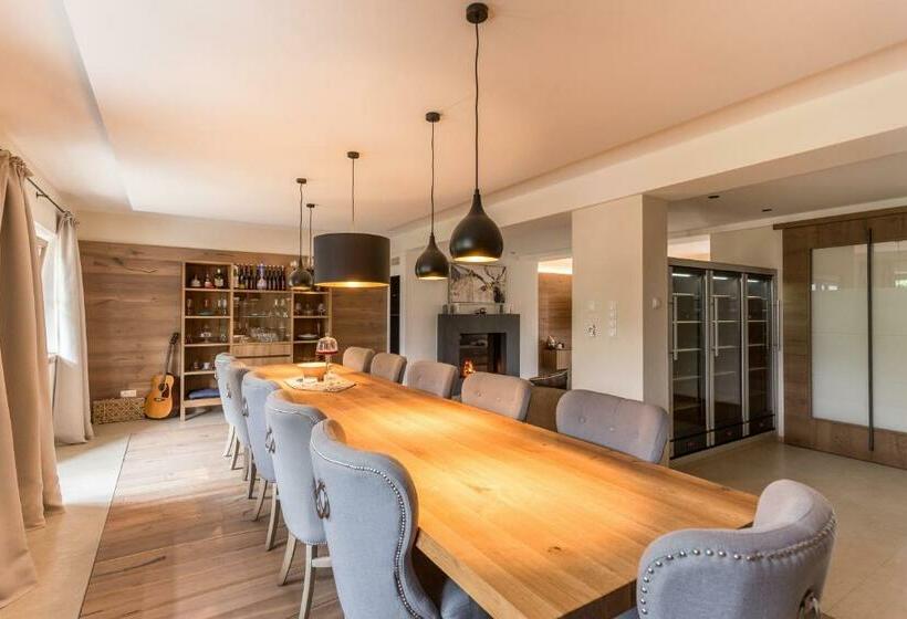 פנסיון Chrisantenhof