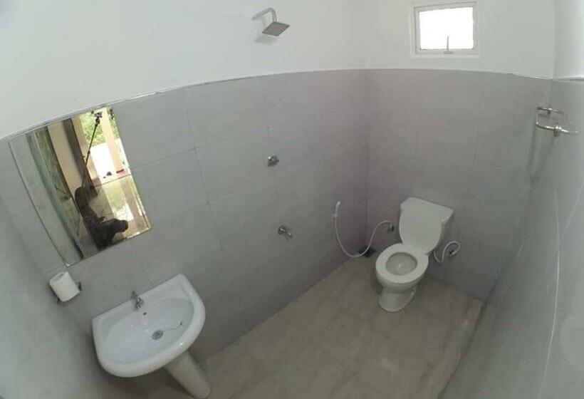 膳宿费 Hikkaduwa Rest