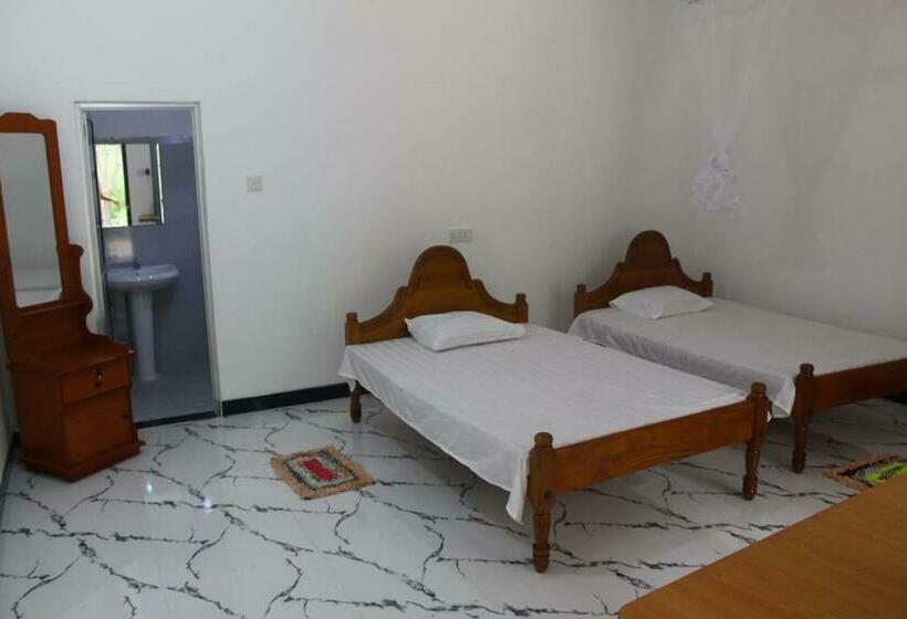 膳宿费 Hikkaduwa Rest