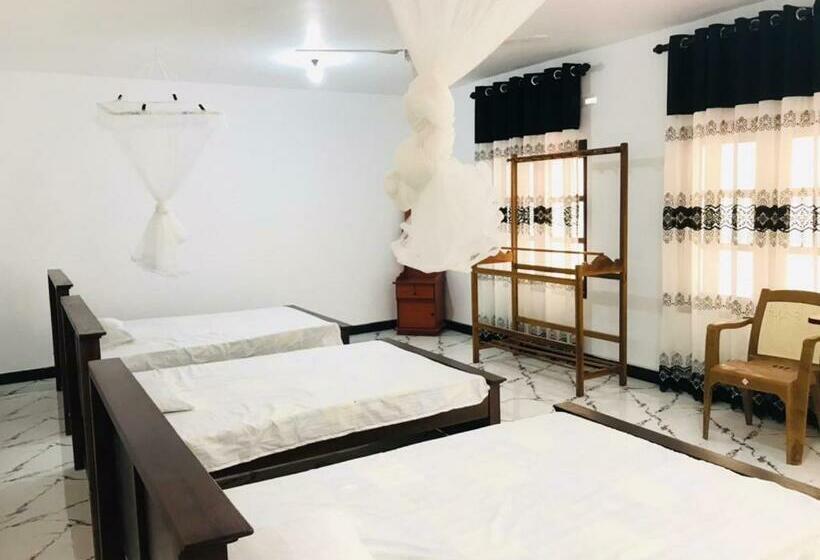 膳宿费 Hikkaduwa Rest