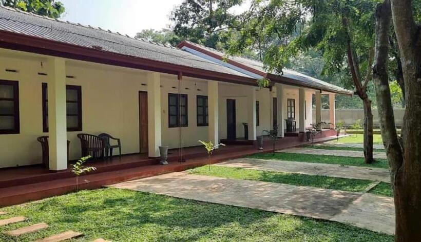 膳宿费 Hikkaduwa Rest