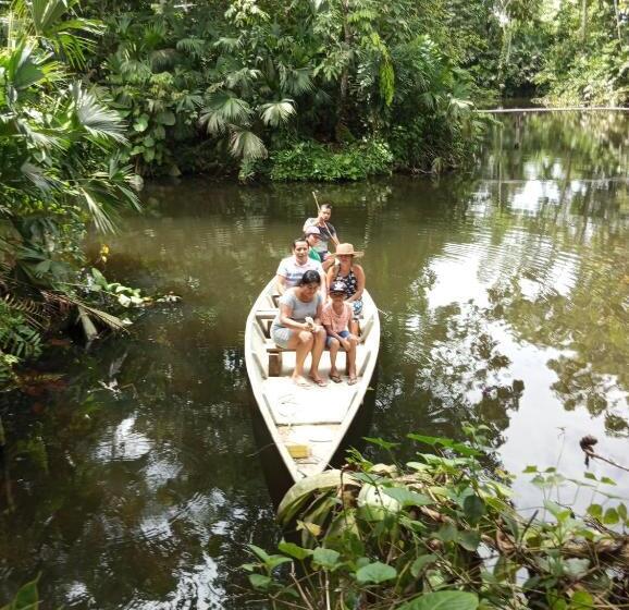 펜션 Misahualli Laguna Paikawe B&b