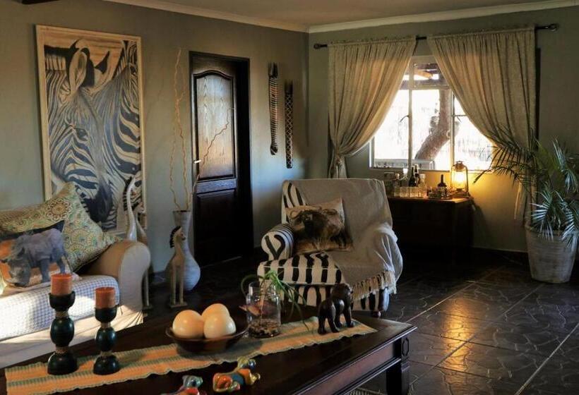 פנסיון Ngalali Retreat