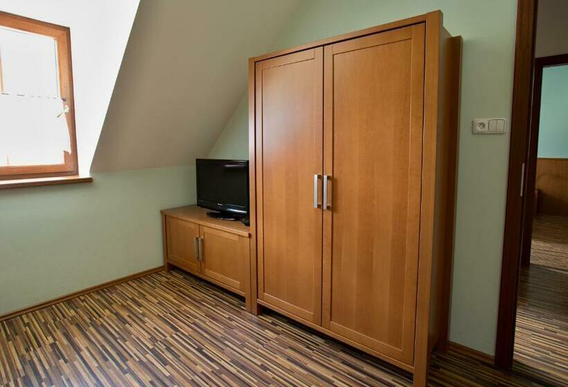 بنسيون Penzion Trojkámen