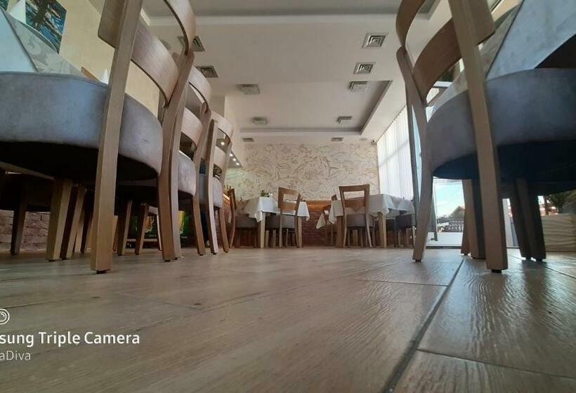 پانسیون Prenoćište I Restoran Ihthis