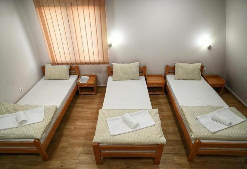 پانسیون Prenoćište I Restoran Ihthis