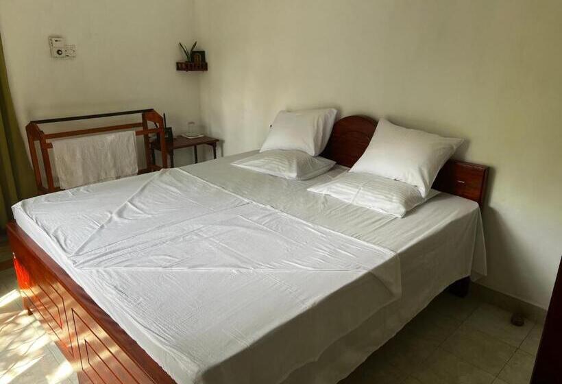 פנסיון Summer Ridge   Homestay