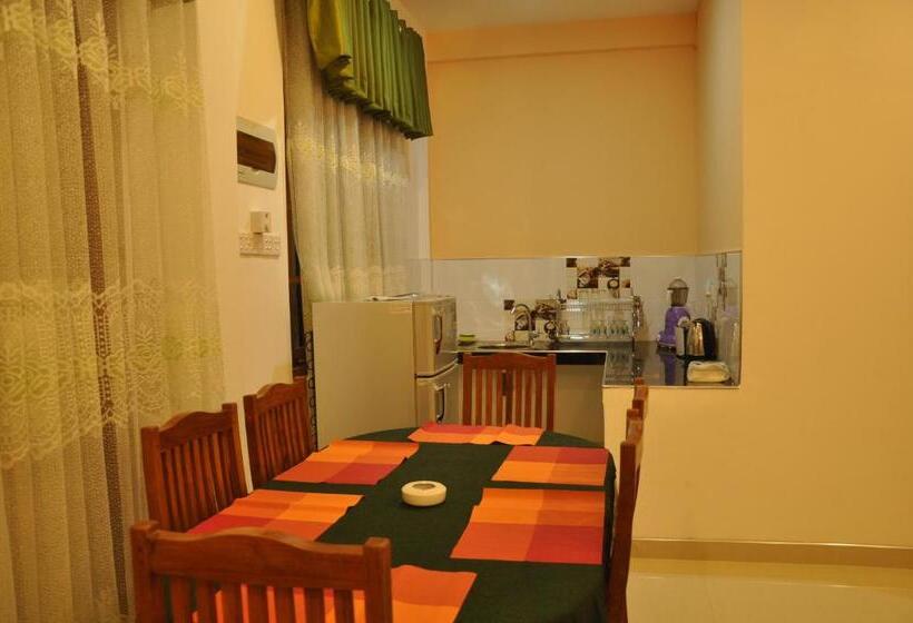 Пансион Summerland Residence