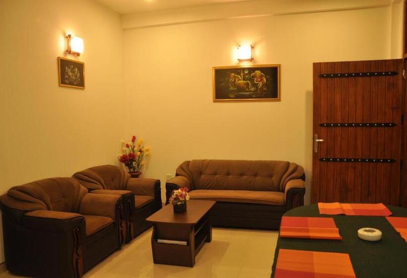 Пансион Summerland Residence