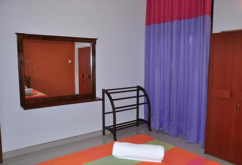 Пансион Summerland Residence