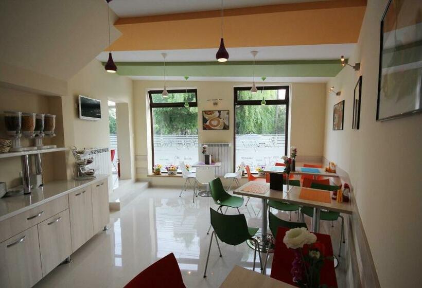 Pensiunea President City