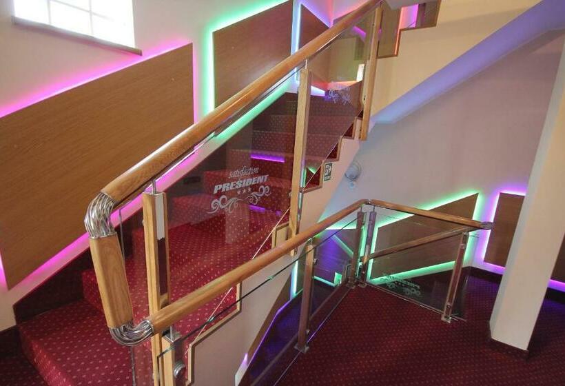 Pensiunea President City