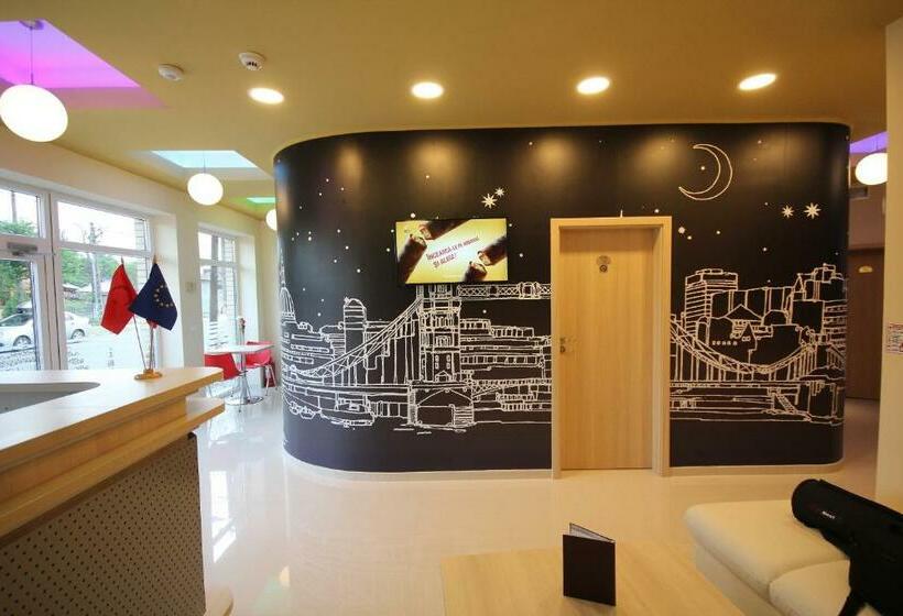 Pensiunea President City