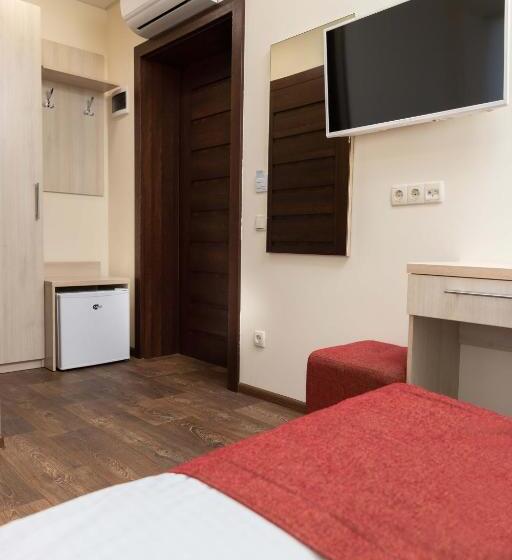 استراحتگاه Kohavi Forest Club