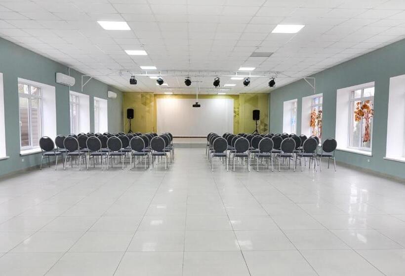 استراحتگاه Kohavi Forest Club