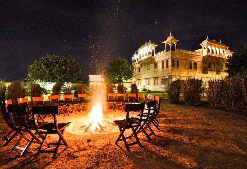 منتجع The Shergarh