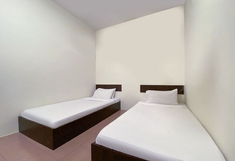 Spot On 89907 Motel Impian